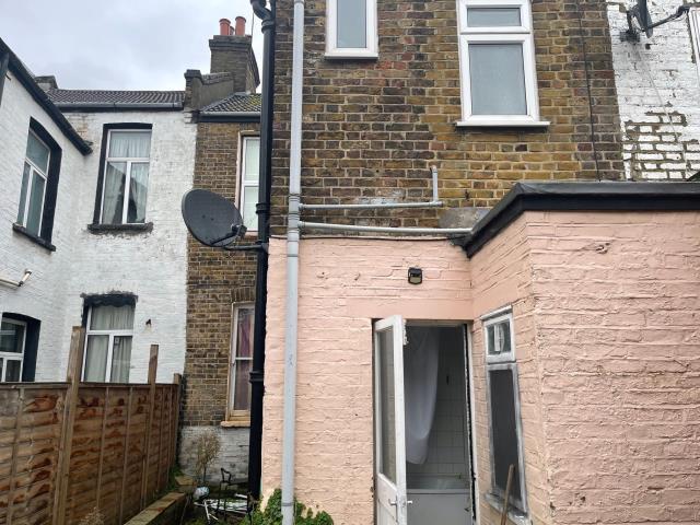 Photo of 42a Petersfield Road, London
