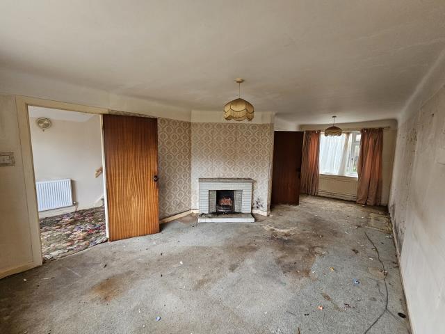 Photo of 1 Llys Enfys, Gwernymynydd, Mold, Flintshire