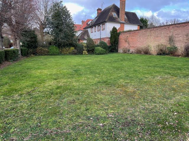 Photo of 8 Cecil Close, Mount Avenue, Ealing